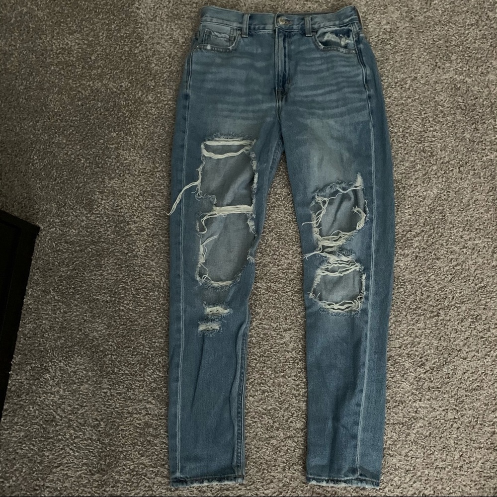 american eagle mom jeans